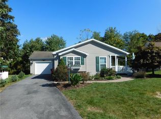 41 Abbey Rd, Easton, PA 18040