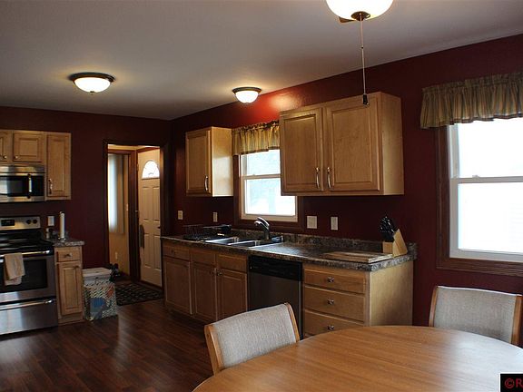 3rd image of 234 N Plainview Ave