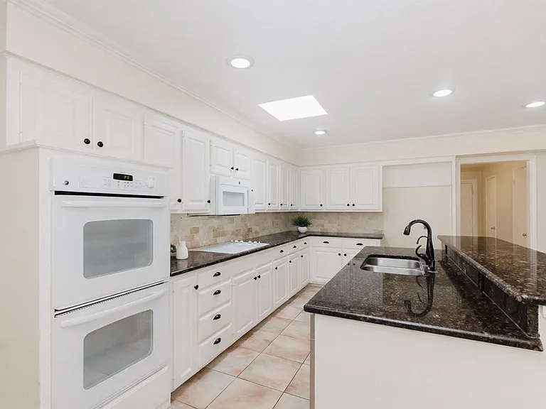 3306R Haynes Ave — Photo 19