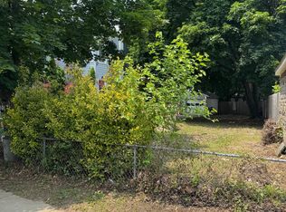 209 Pusey Ave, Collingdale, PA 19023