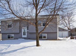 4518 10th St NW, Rochester, MN 55901