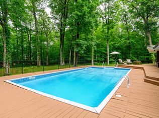 6 High Ridge Grv, Brookfield, CT 06804
