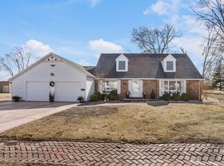 101 E Mansfield St, Bement, IL 61813