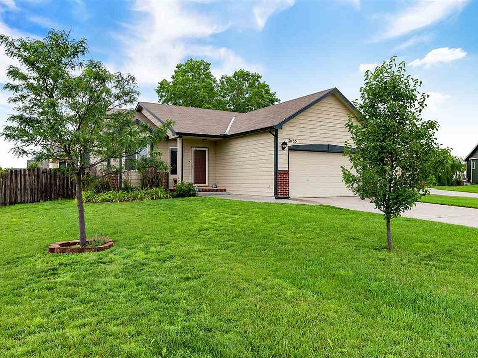 10433 E Fawn Grove Ct, Wichita, KS 67207 Zillow