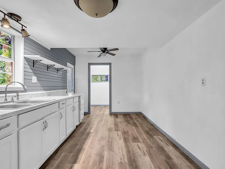 1381 Harrell Rd — Photo 11