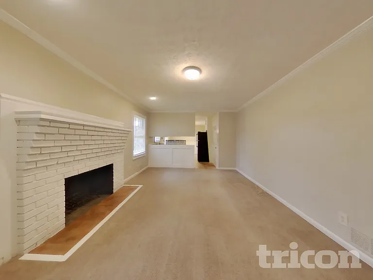 3842 Wesley Dr — Photo 4