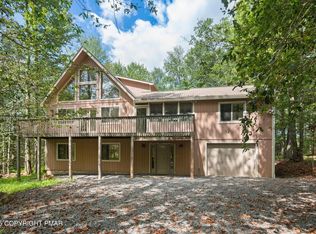 123 Winding Hill Rd, Pocono Pines, PA 18350