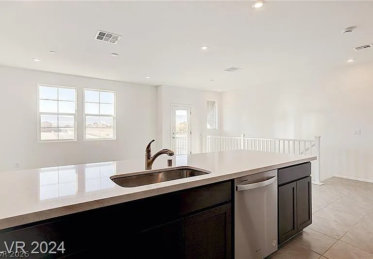 5613 Steampunk St — Photo 22