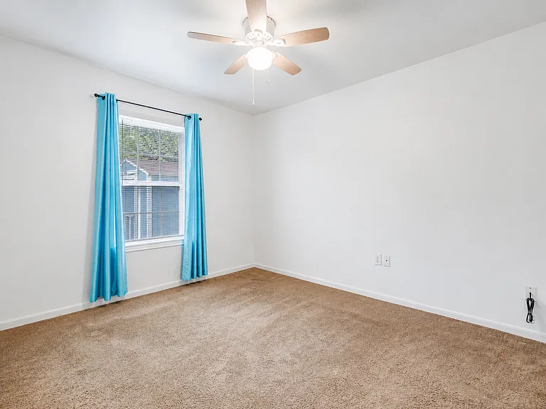 2727 Choice St — Photo 10