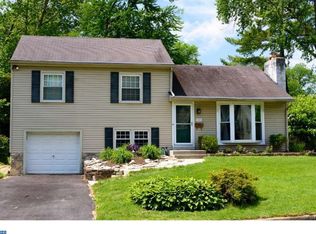 28 Taylor Rd, Conshohocken, PA 19428