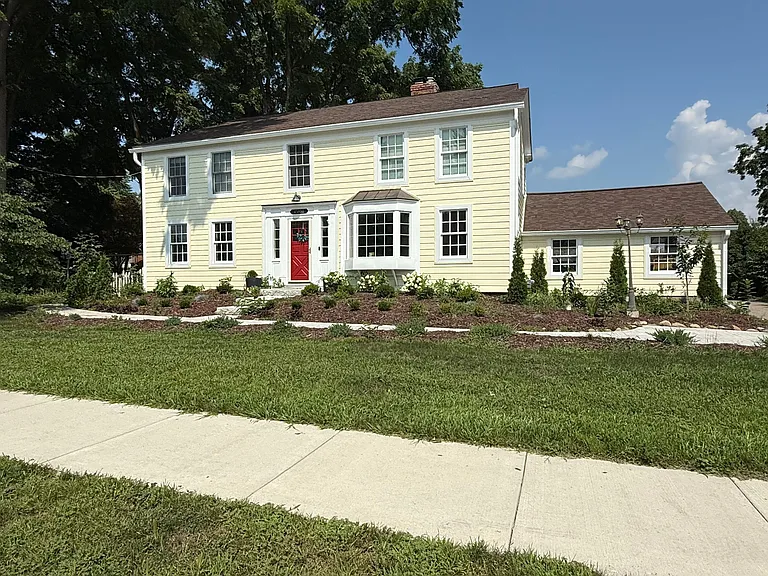 45800 W Ann Arbor Trl — Photo 1