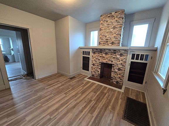 4th image of 5725 Verona Rd #1