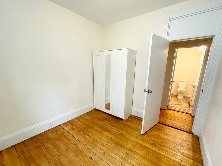 1 Folsom Ave #1F — Photo 5