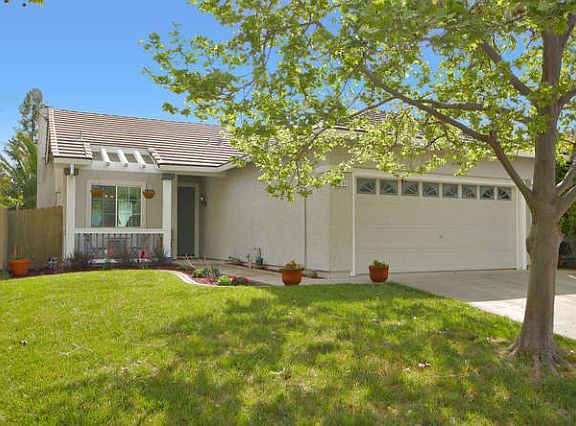 2nd image of 1130 Knopfler Cir