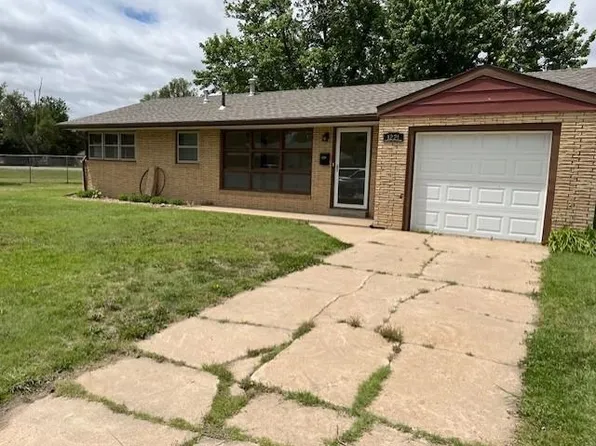 1221 Sheridan St, Great Bend, KS 67530