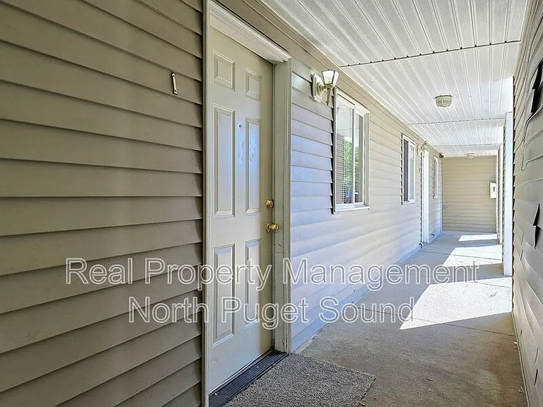 4505 100th St NE #B01 — Photo 2