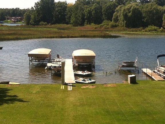 2nd image of 70998 Lakeview Dr