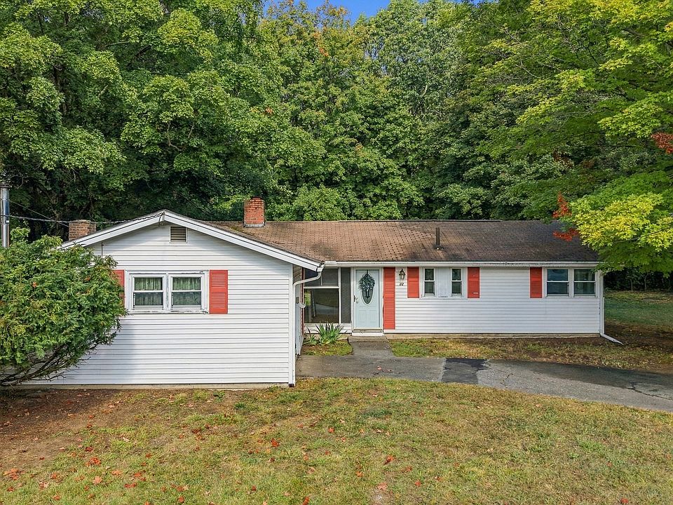 1st image of 32 Curwen Rd
