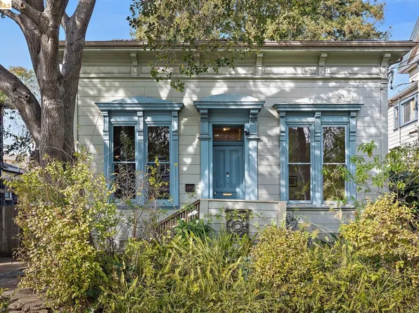 2415 Blake St, Berkeley, CA 94704