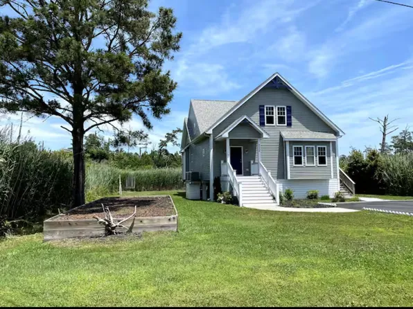 5204 Pine Tree Way, Chincoteague, VA 23336