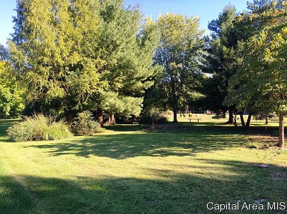 2nd image of 220 N Koke Mill Rd