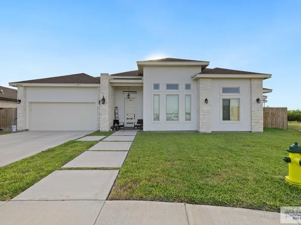 7033 Heliconia Dr, Brownsville, TX 78520