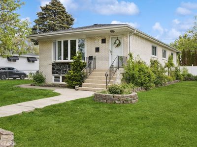 769 N Eastland St, Elmhurst, IL, 60126