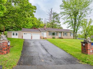 26 Spong Hollow Rd, Lock Haven, PA 17745