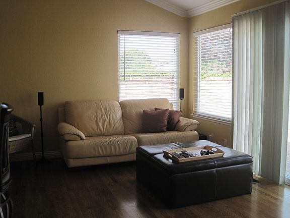 4th image of 4306 Montmorency Ct