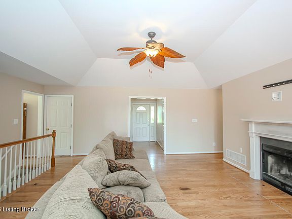 4th image of 1114 Meadowridge Trl