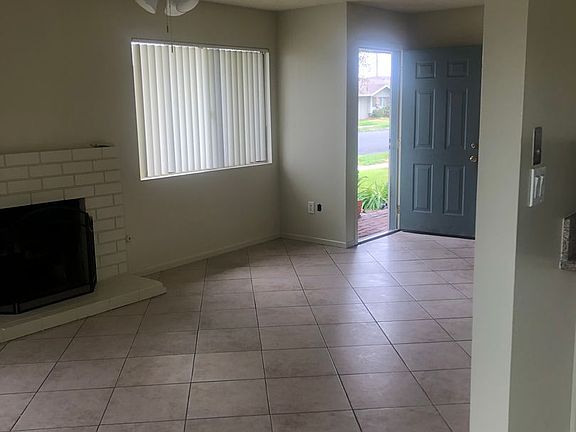 4th image of 3238 W Cabot Dr APT 1