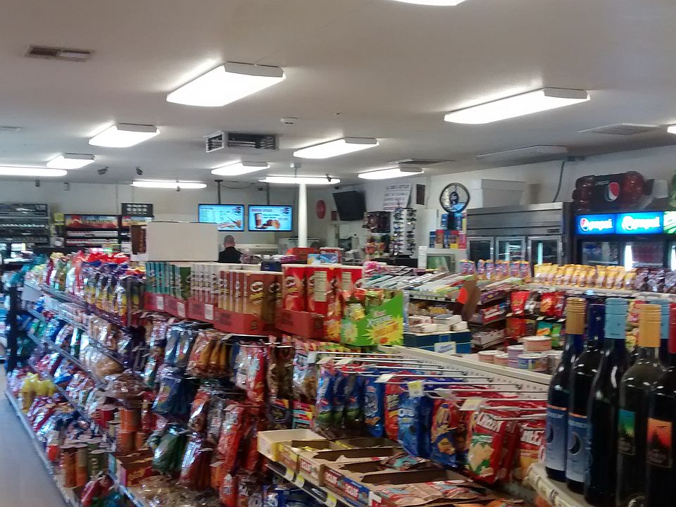 2nd image of 6079 Table Rock Rd