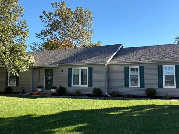 14329 Georgetown Dr, Bowling Green, OH 43402