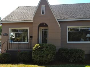 2832 SE Woodward St, Portland, OR 97202