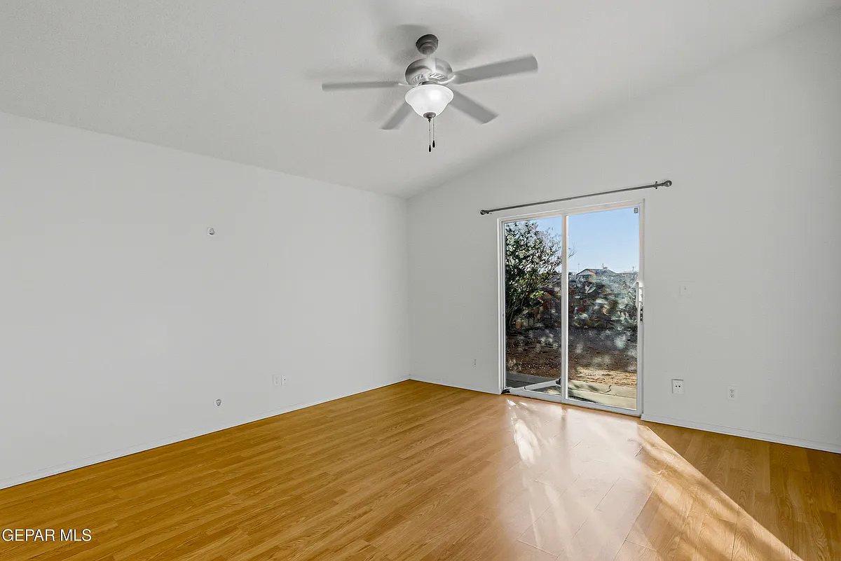 Building Photo - 12483 Tierra Dulce Dr