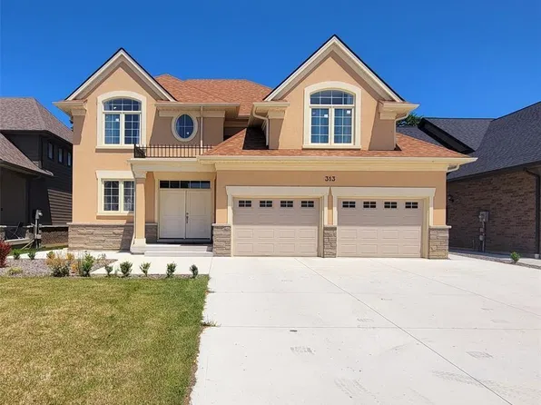 313 Christine Ave #Lvl, Windsor, ON N8L 1B5