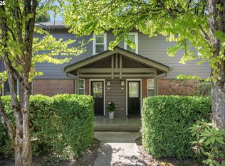 420 S State St, Lake Oswego, OR 97034