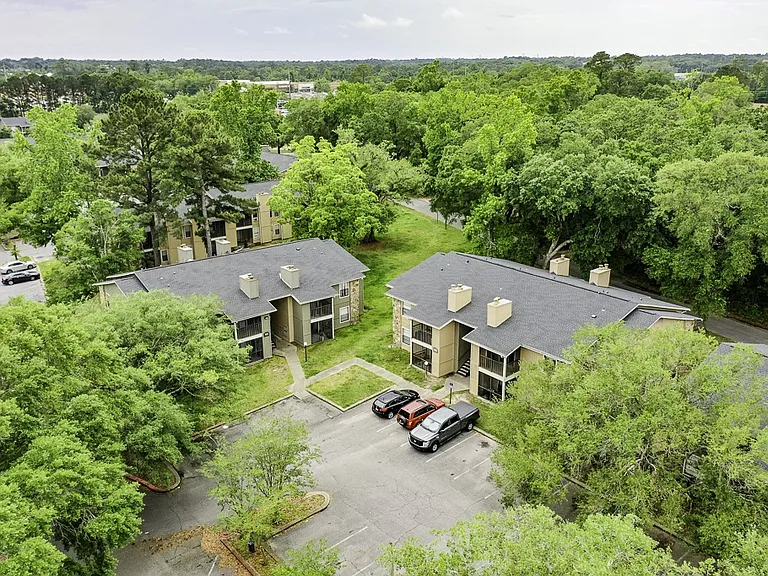 Jasmine Creek Apartments — Photo 5