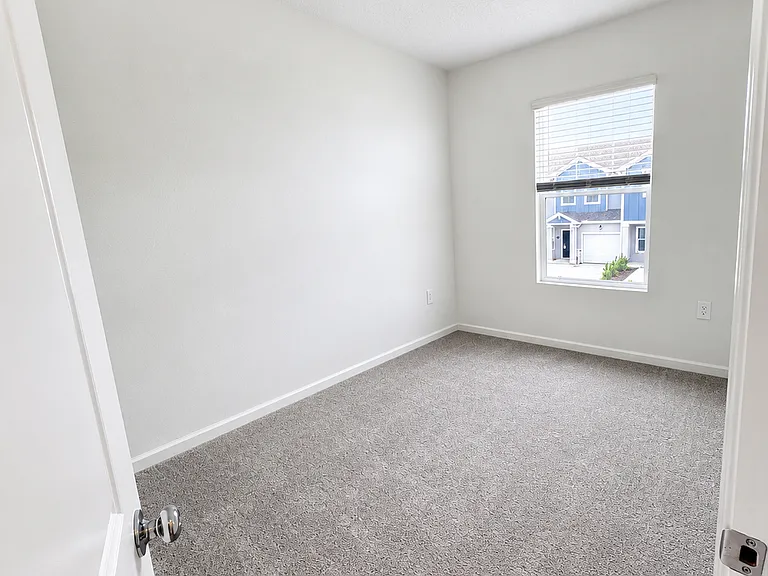 2641 Skyline Loop — Photo 17