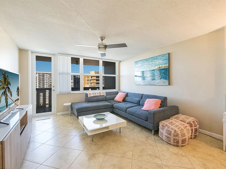 305 N Pompano Beach Blvd #1403 — Photo 13