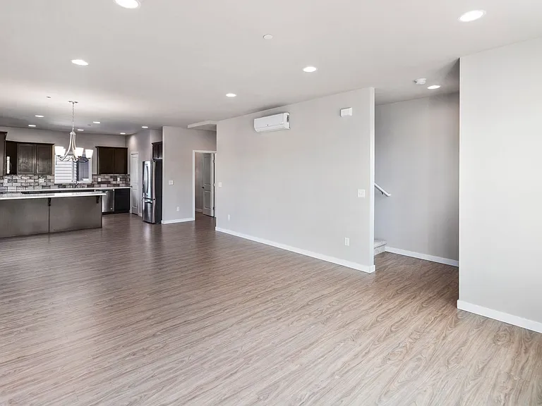 Rainier View Court Townhomes — Photo 8