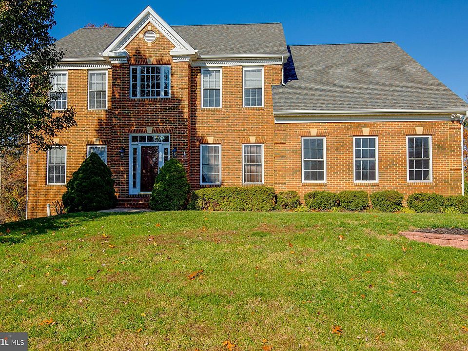 1st image of 29 Pinkerton Ct
