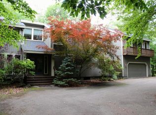 124 Little Fawn Cres, Tobyhanna, PA 18466