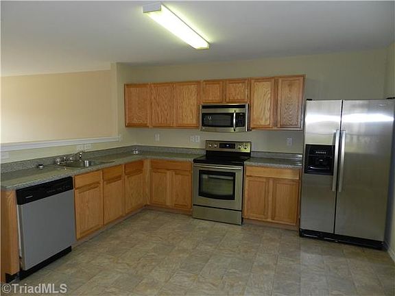3rd image of 5084 Canaan Place Ct