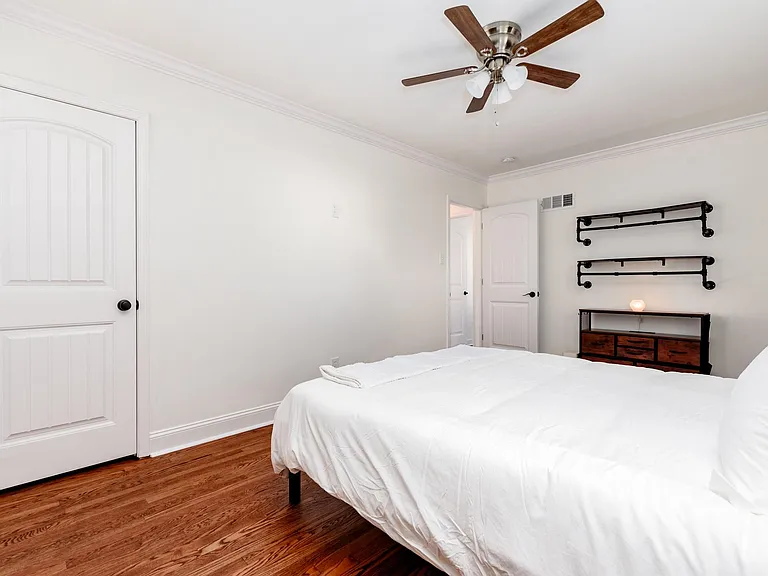 345 Aubuchon St — Photo 16