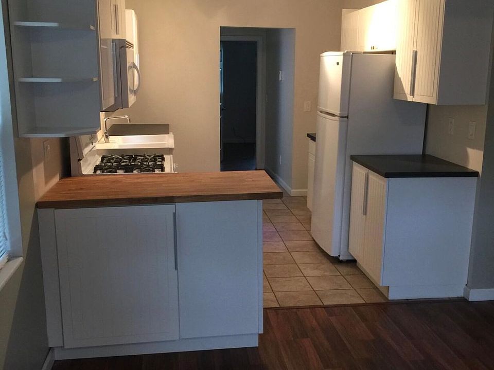 399 E Cambourne St, Ferndale, MI 48220 Zillow