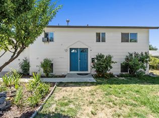 1406 La Loma Dr, Carson City, NV 89701