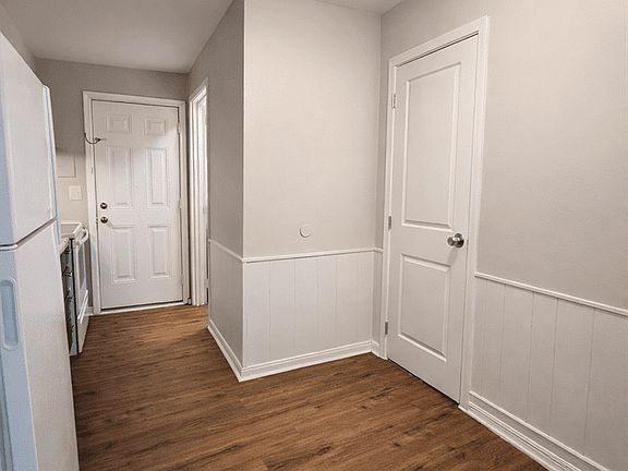 4th image of 116 N Grimes St APT C