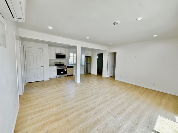 3118 W 109th St #3/4