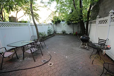 Rented by Brooklyn Real Inc